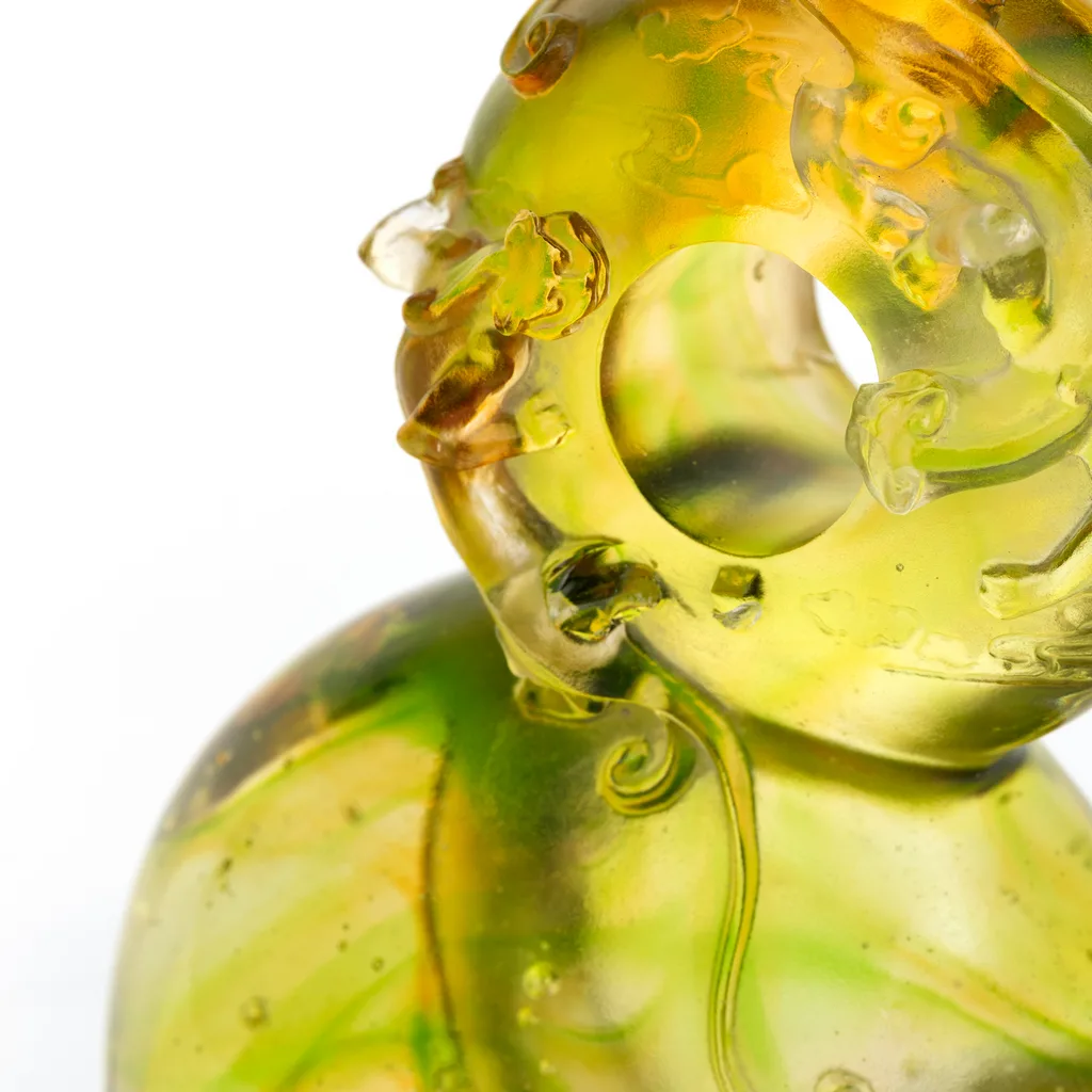 twin-dragon-cast-glass-sculpture-+glass-GSC00223-6